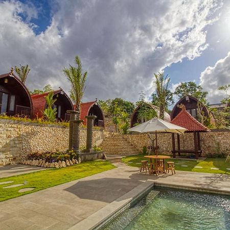 The Klumpu Villa Batumadeg Buitenkant foto